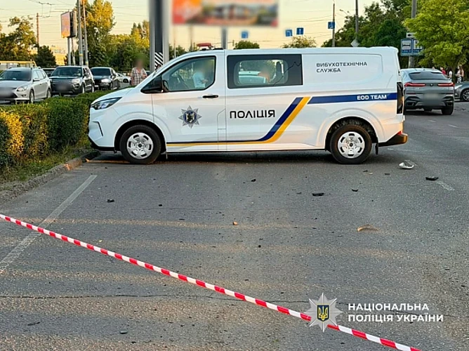 Вибух кросовера в Одесі 28 липня: водій загинув, пасажирка в лікарні
