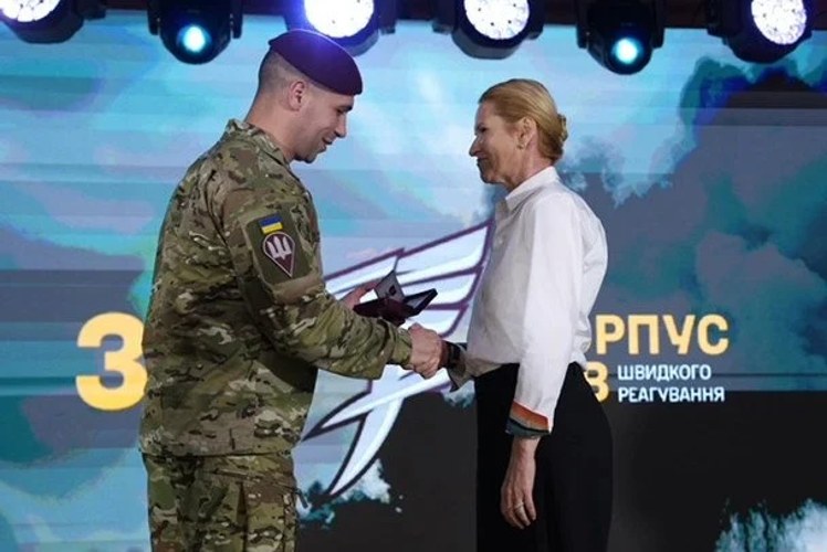 Кондратюк у Дніпрі: що змінилося у 7 корпусі ДШВ за три роки