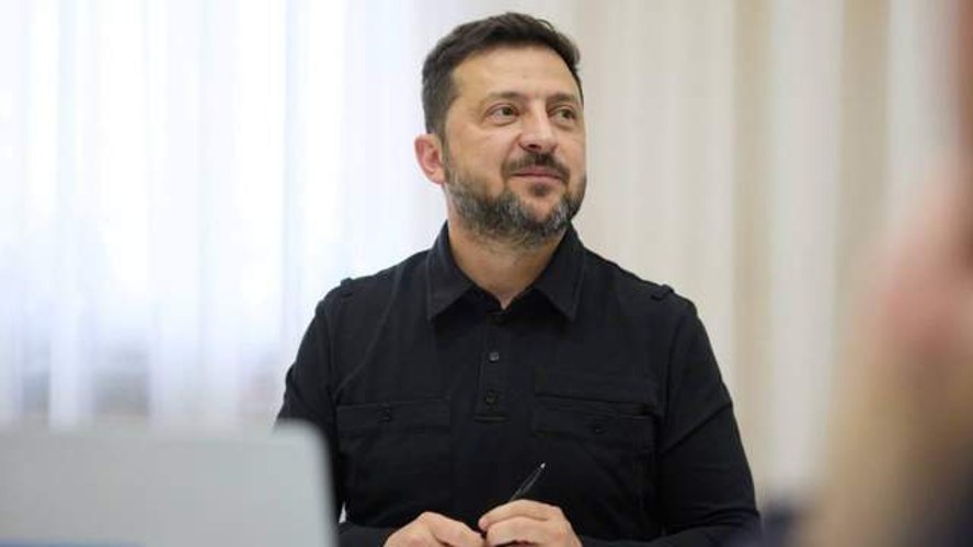 Зеленський провів першу розмову з Бернемом після затвердження нового уряду Британії