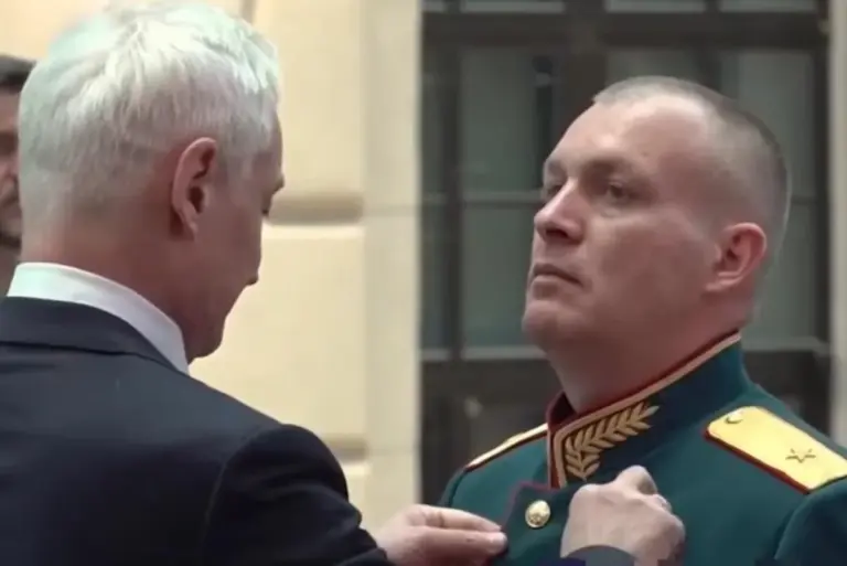 Фотографія командувача 4-ї окремої мотострілецької бригади генерал-майора Антона Груніса