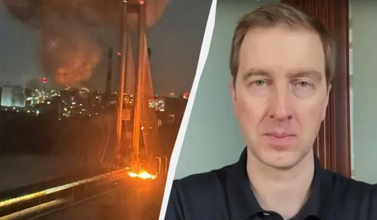 Пошкоджений Південний міст у Києві та понтонні переправи